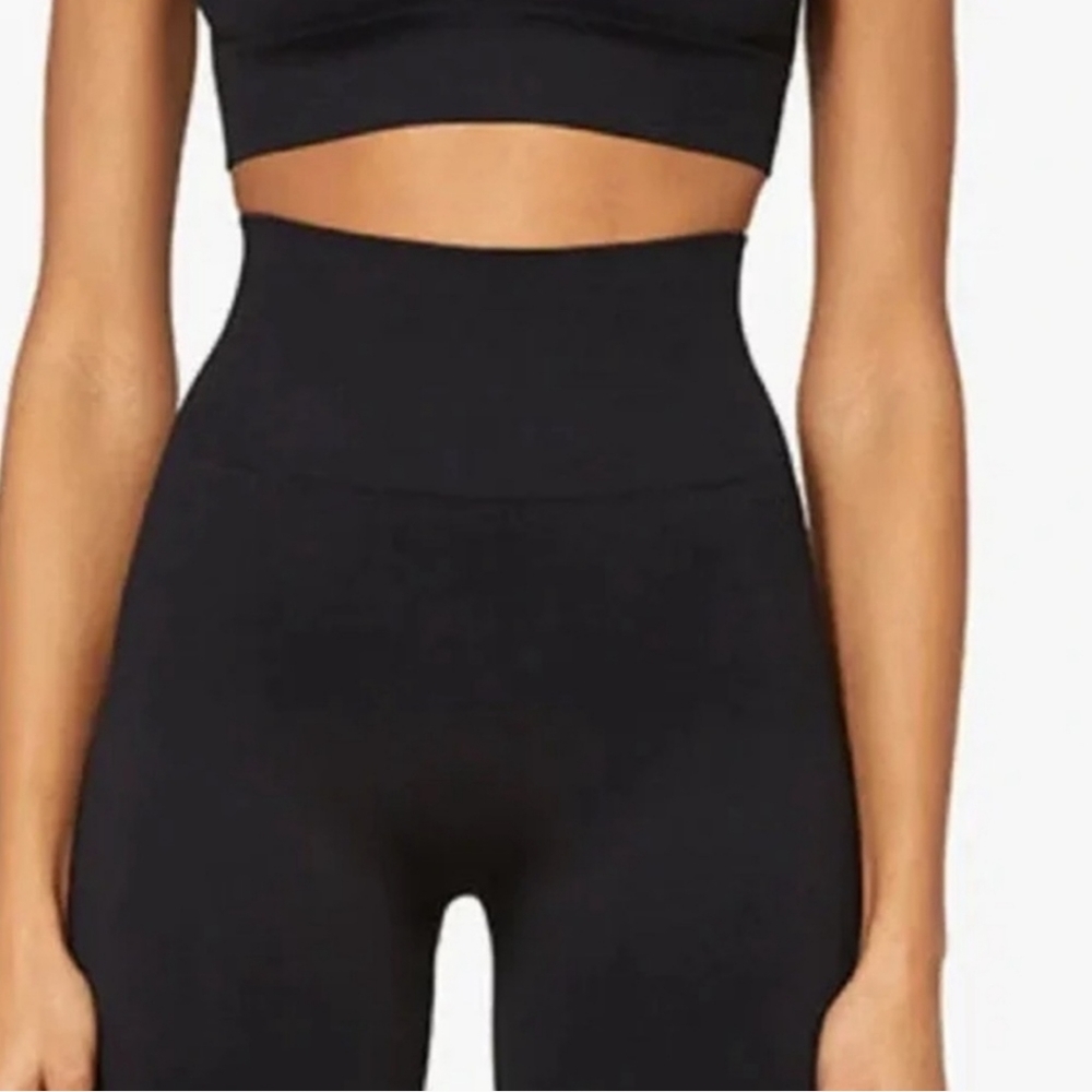 High rise fitted shorts WEWOREWHAT